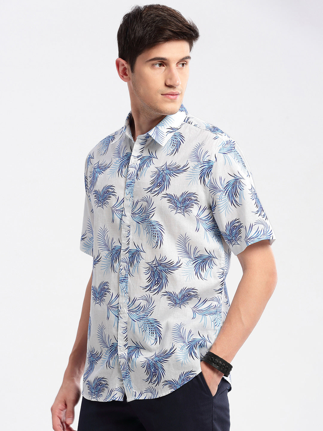 Men Spread Collar Floral White Casual Shirt