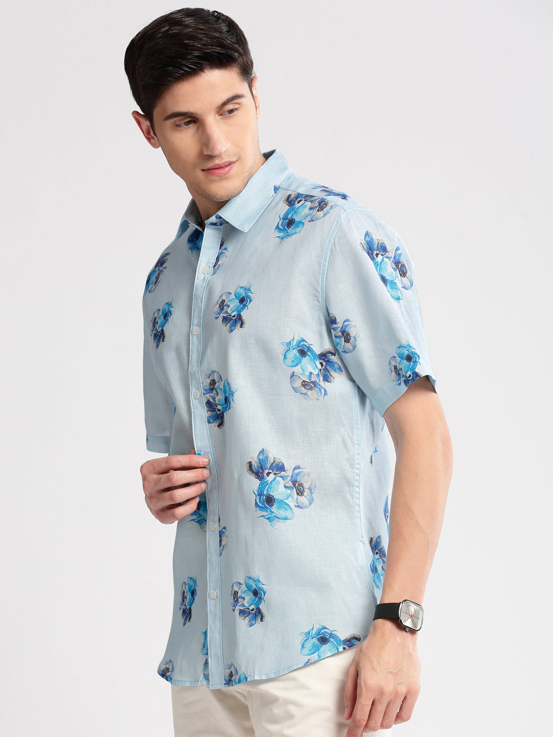 Men's Blue Standard Slim Fit Floral Printed Cotton Casual Shirt