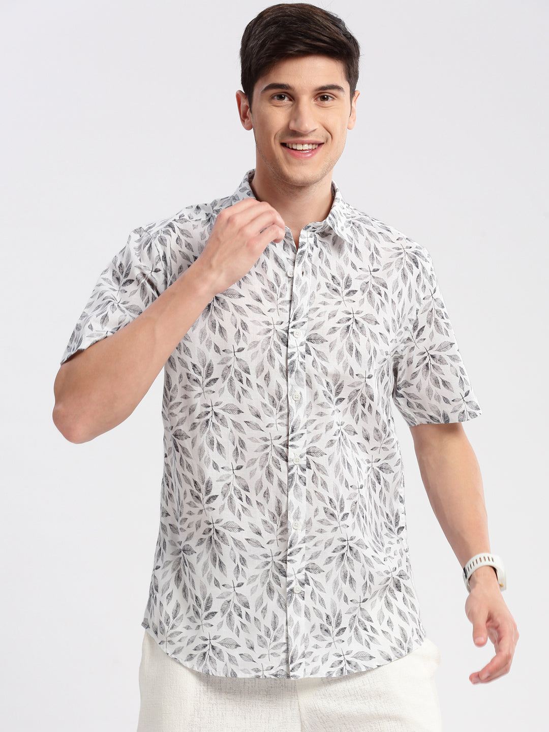 Men's Spread Collar Floral White Casual Shirt