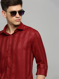 Men's Maroon Solid Formal Shirt