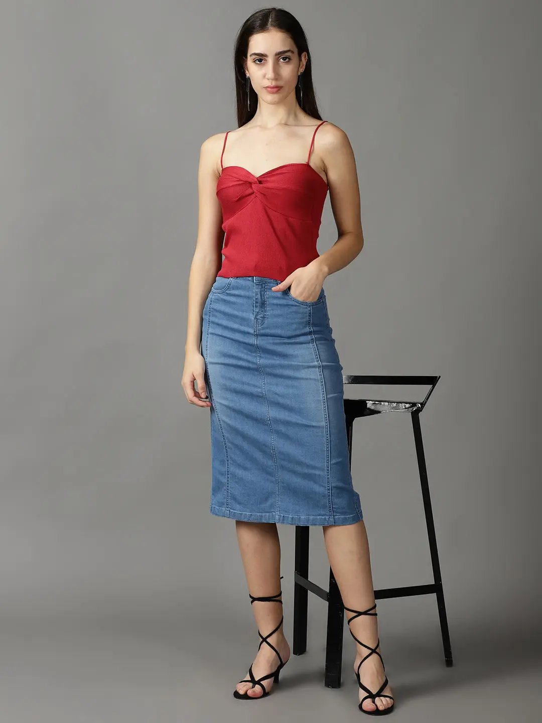 Women's Red Solid Fitted Crop Top