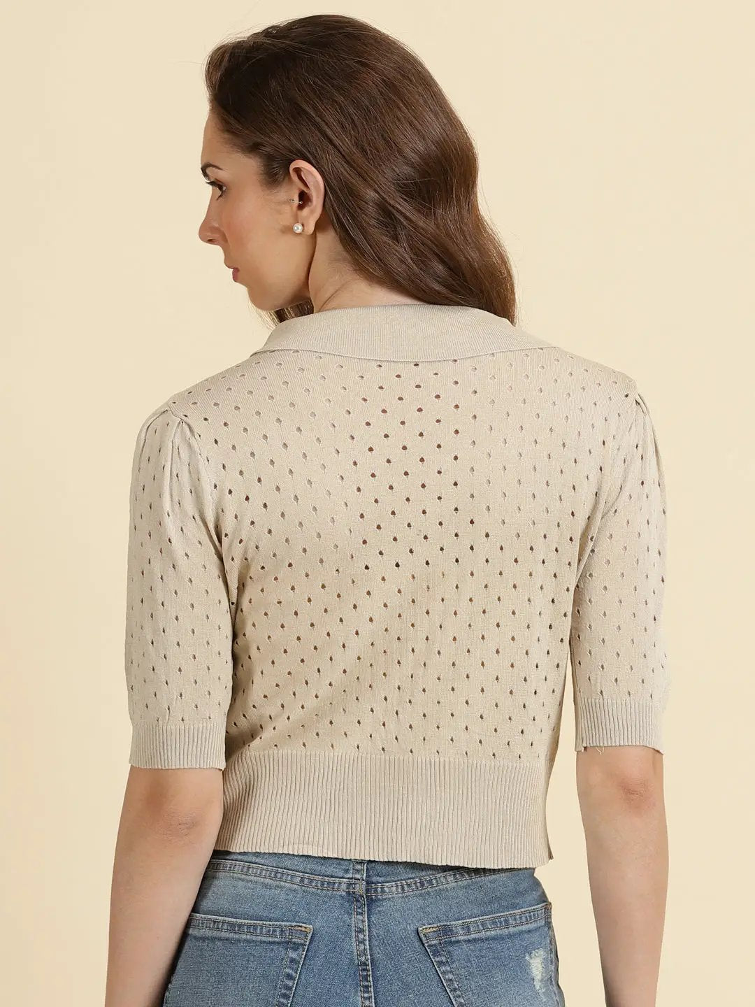 Women's Beige Above the Keyboard Collar Self Design Crop Top