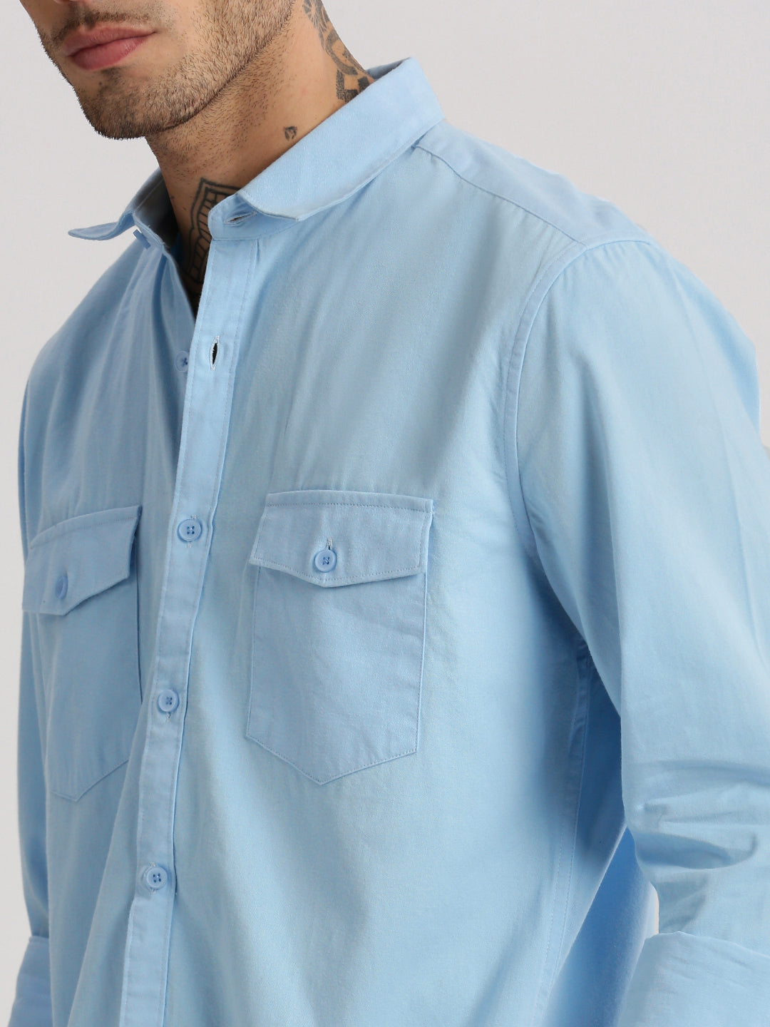 Men Spread Collar Solid Blue Casual Shirt