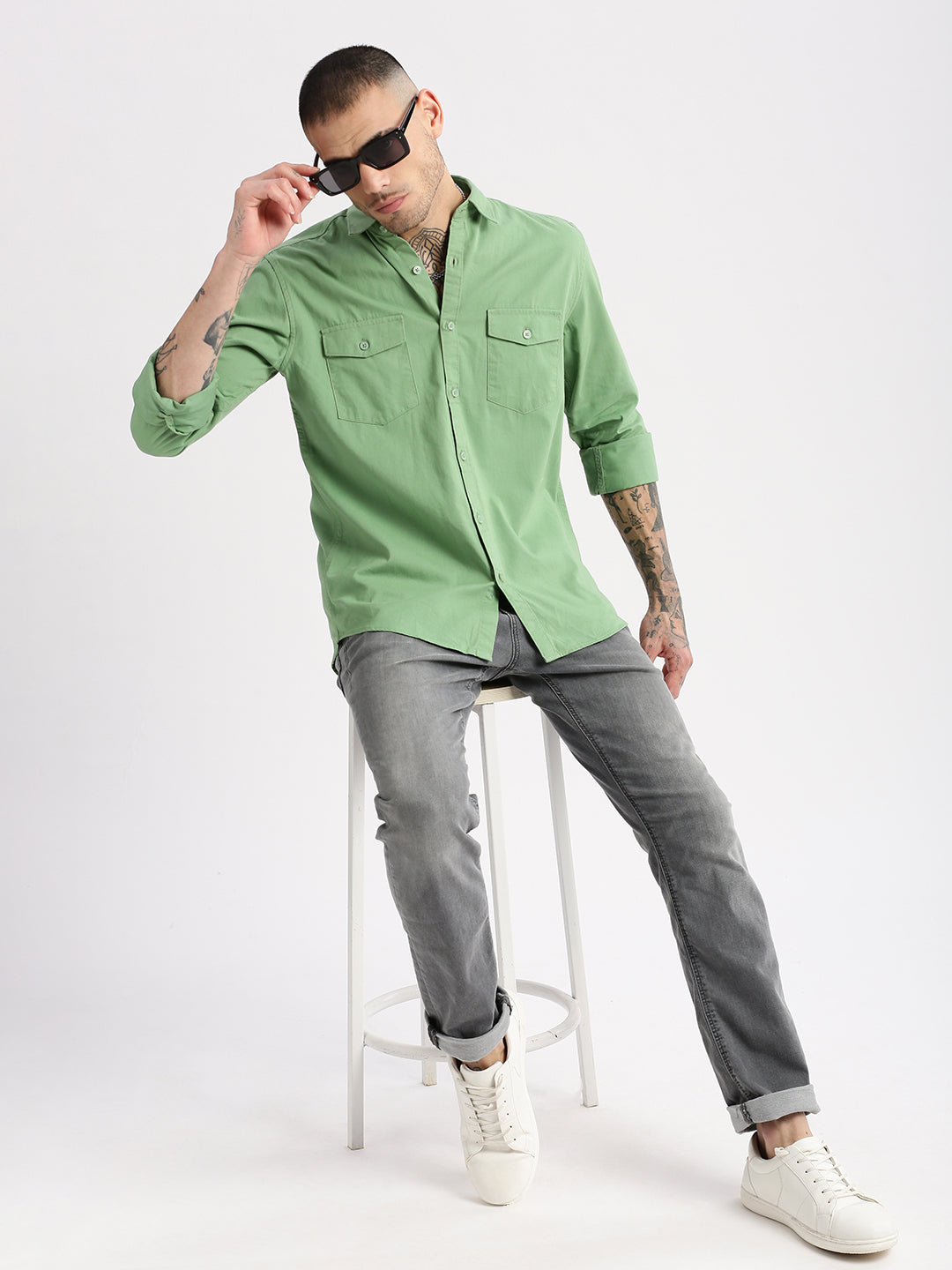 Men Spread Collar Solid Green Casual Shirt