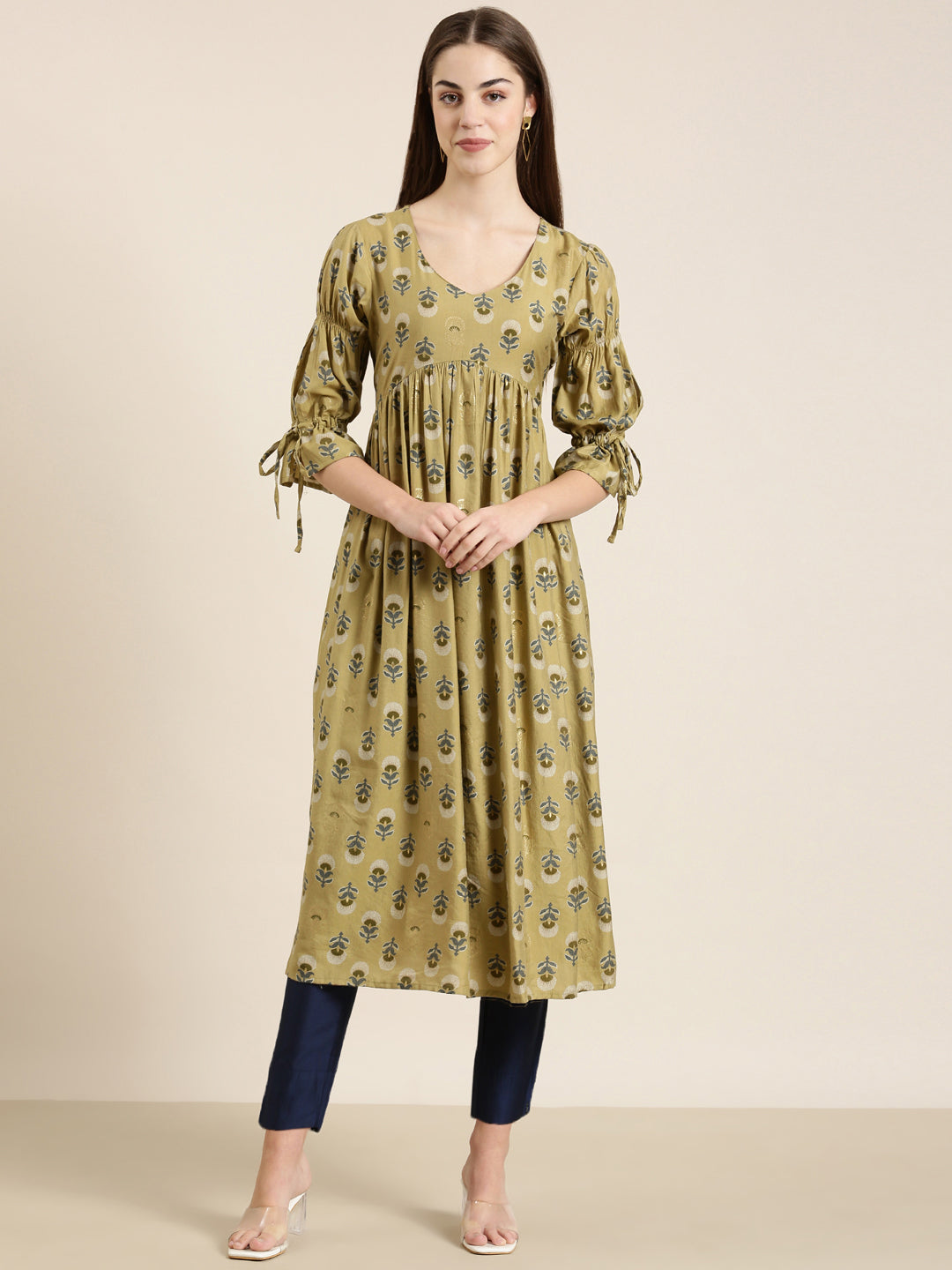 Women Beige Floral Straight Kurta