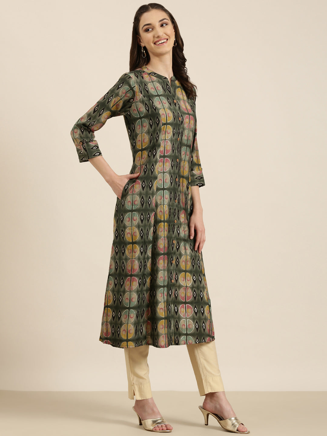 Women Olive Geometrical A-Line Kurta