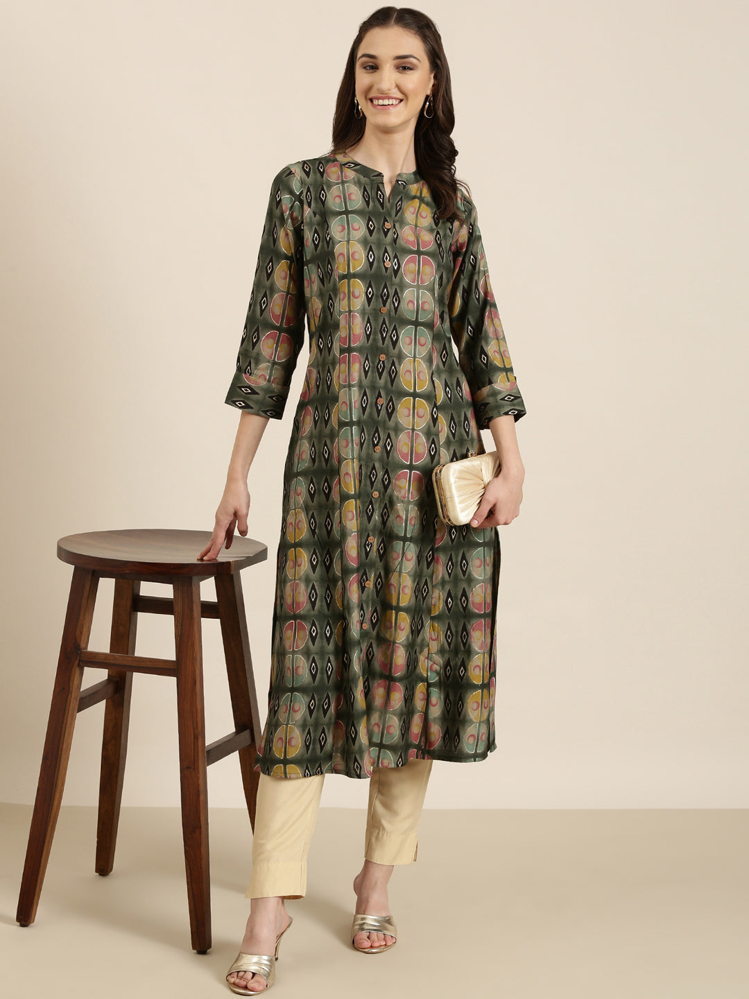 Women Olive Geometrical A-Line Kurta