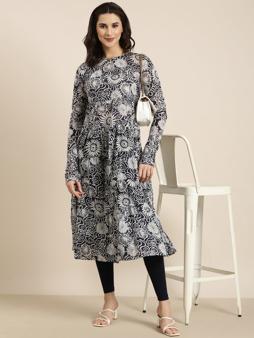 Women Anarkali Navy Blue Floral Kurta