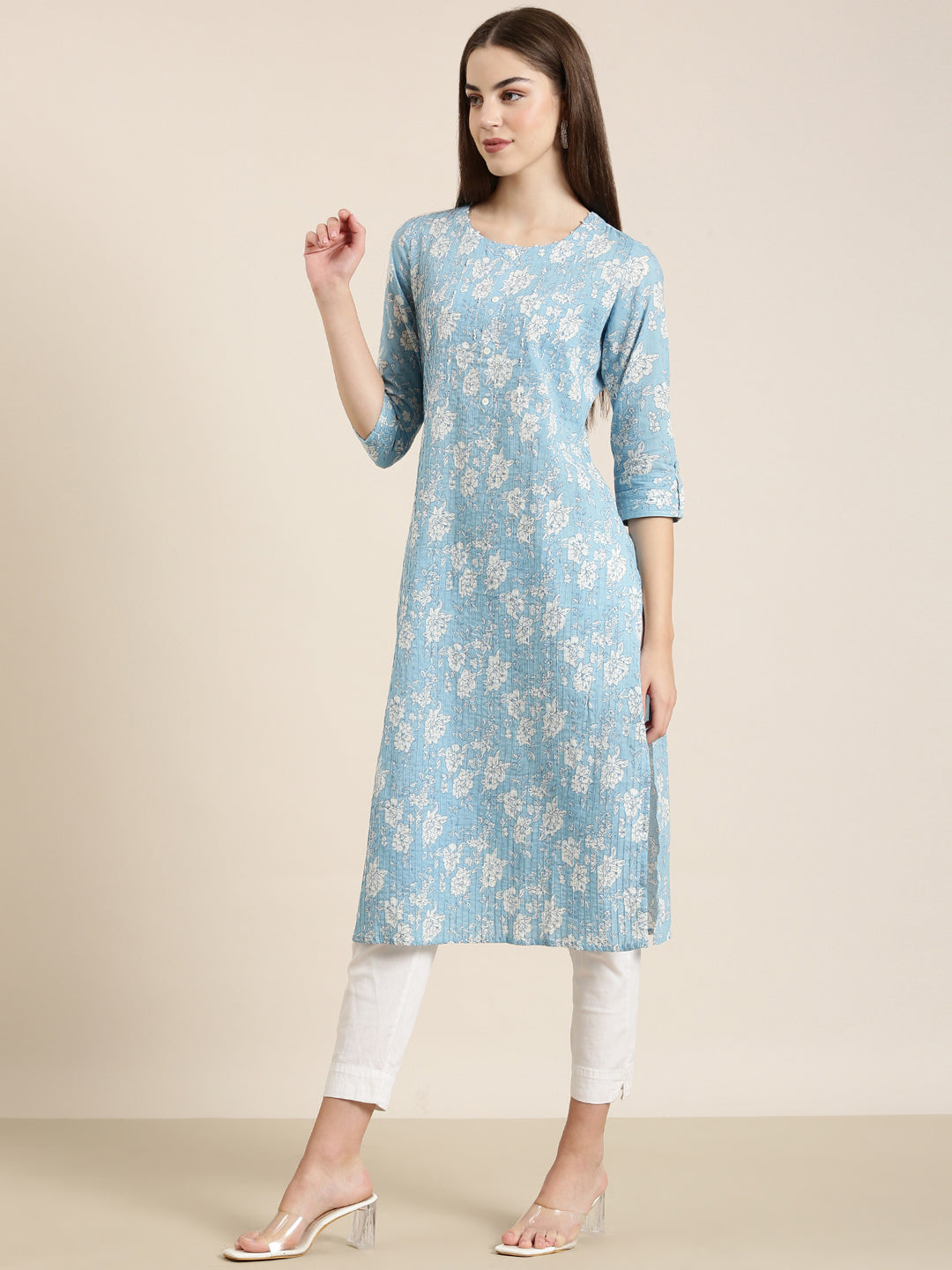 Women Blue Floral Straight Kurta