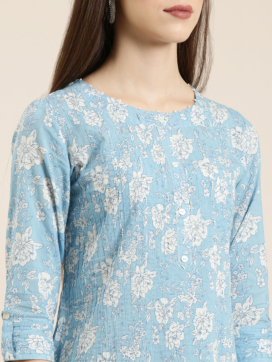 Women Blue Floral Straight Kurta