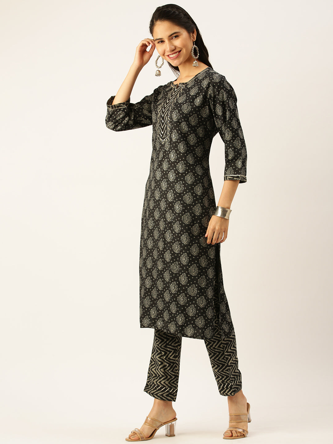 Women's Black Printed Kurta Sets