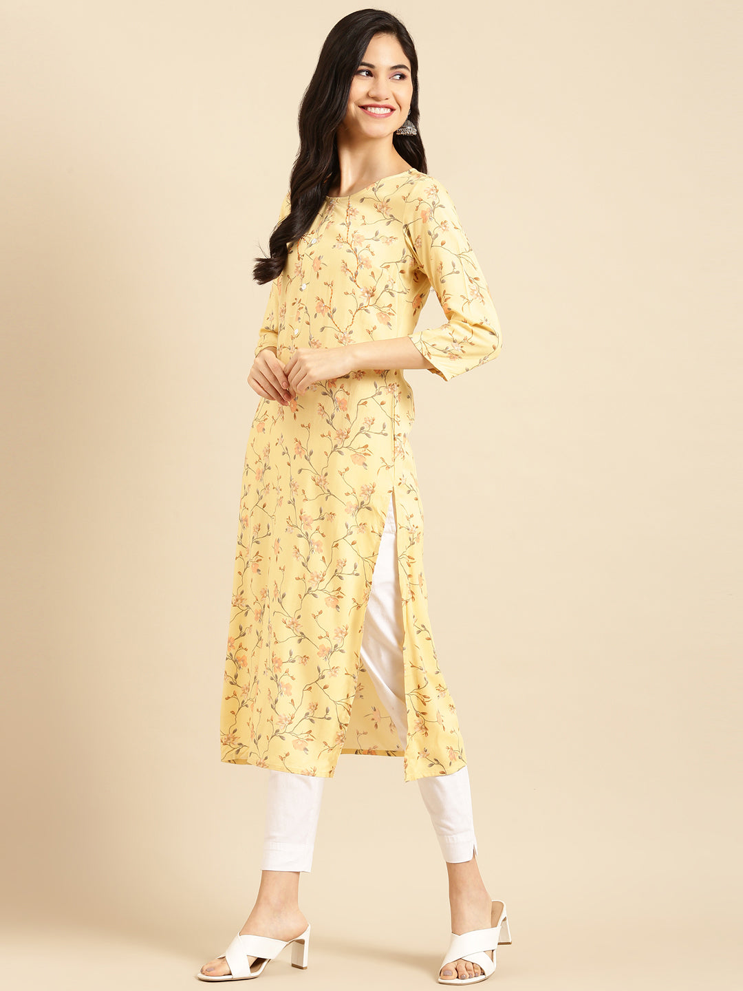 Women's Yellow Embellished Straight Kurta