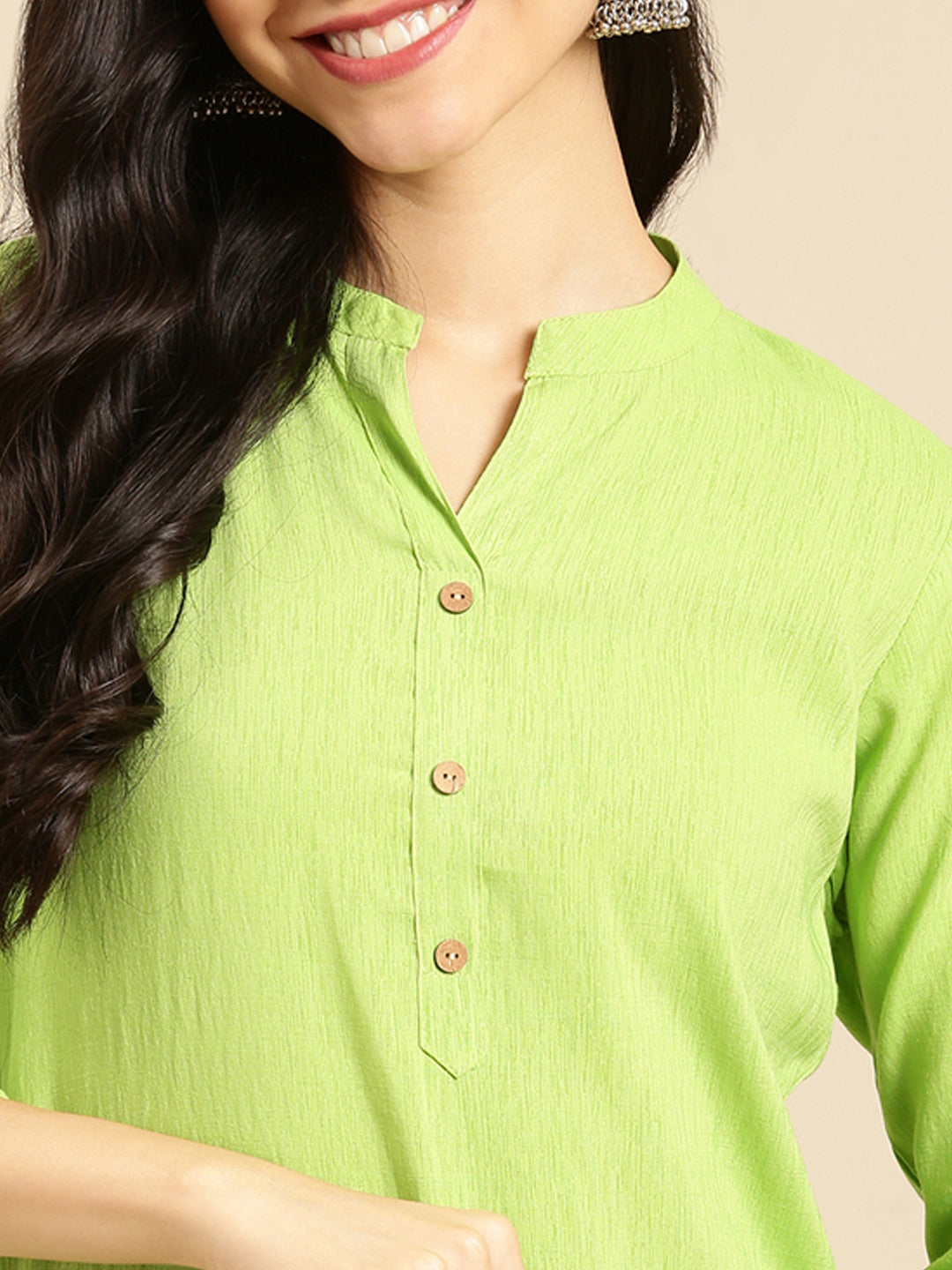 Women's Green Solid Straight Kurta