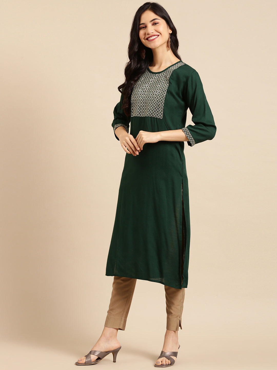 Women's Green Solid Straight Kurta