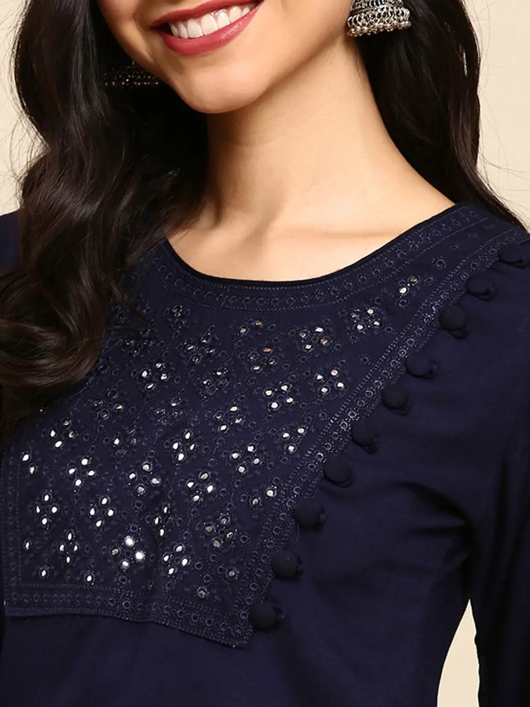 Women's Navy Blue Solid Straight Kurta