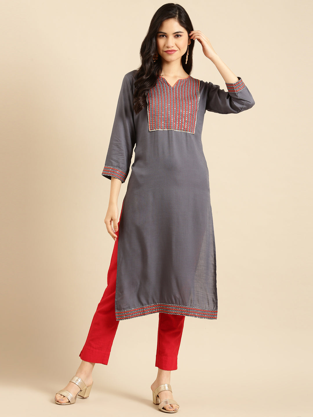 Women's Grey Solid Straight Kurta