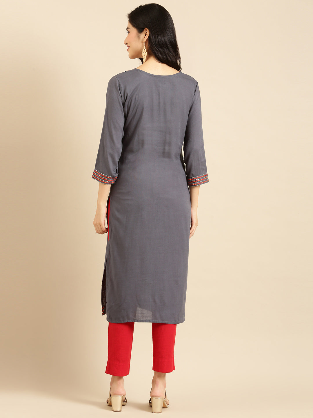 Women's Grey Solid Straight Kurta