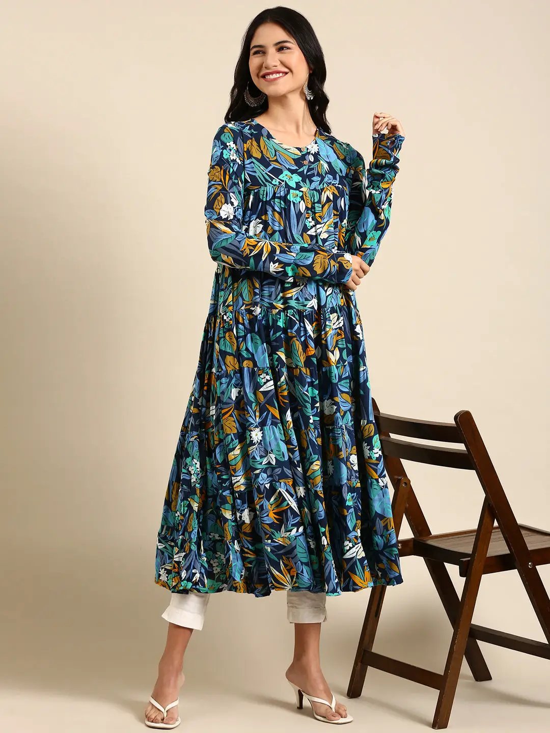 Women's Blue Printed Straight Kurta