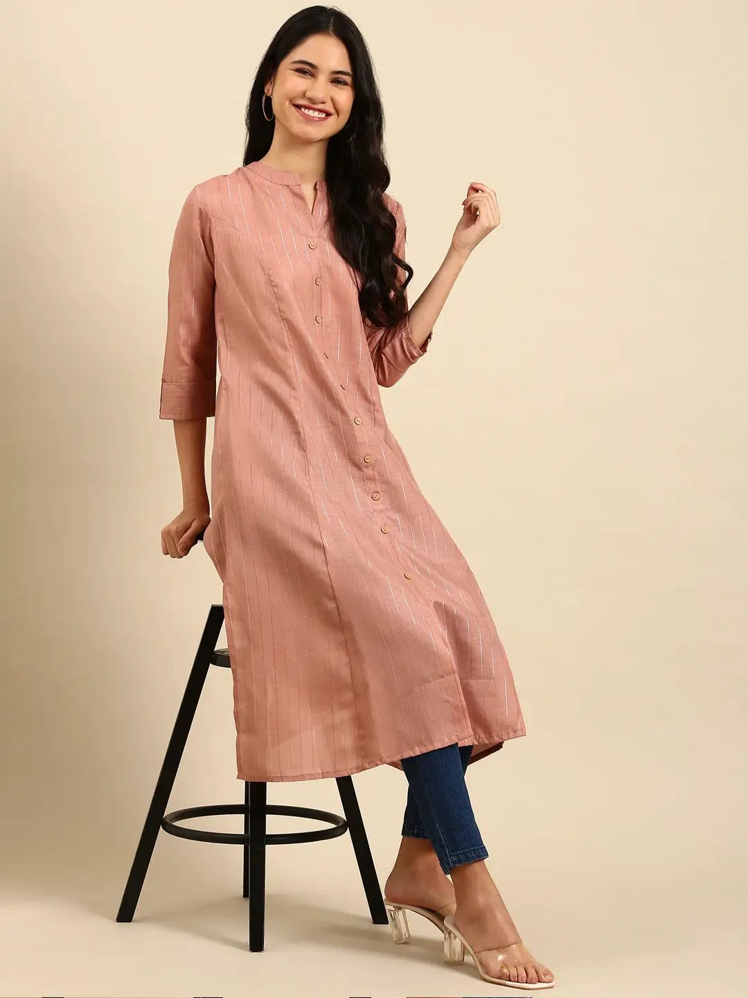 Women's Purple Embroidered Straight Kurta