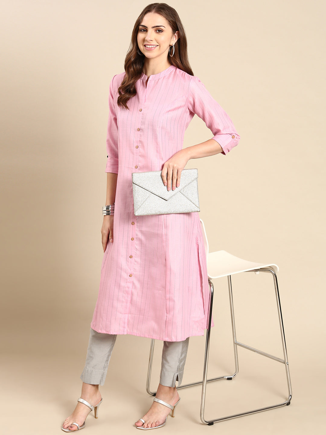 Women's Pink Solid Straight Kurta