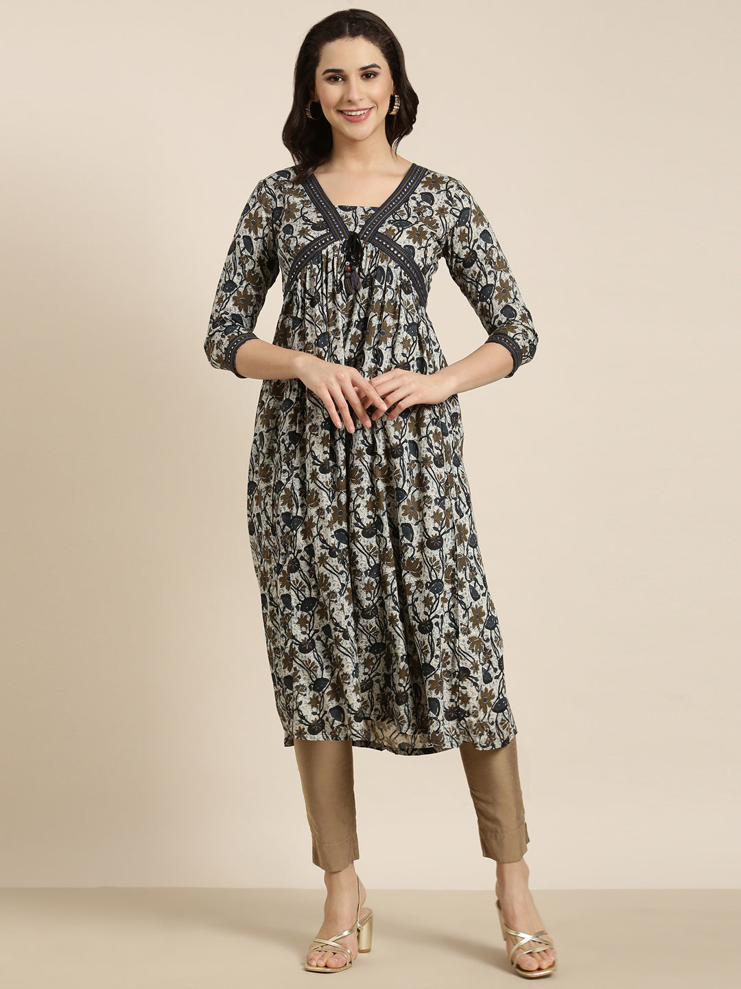 Women Anarkali Navy Blue Floral Kurta