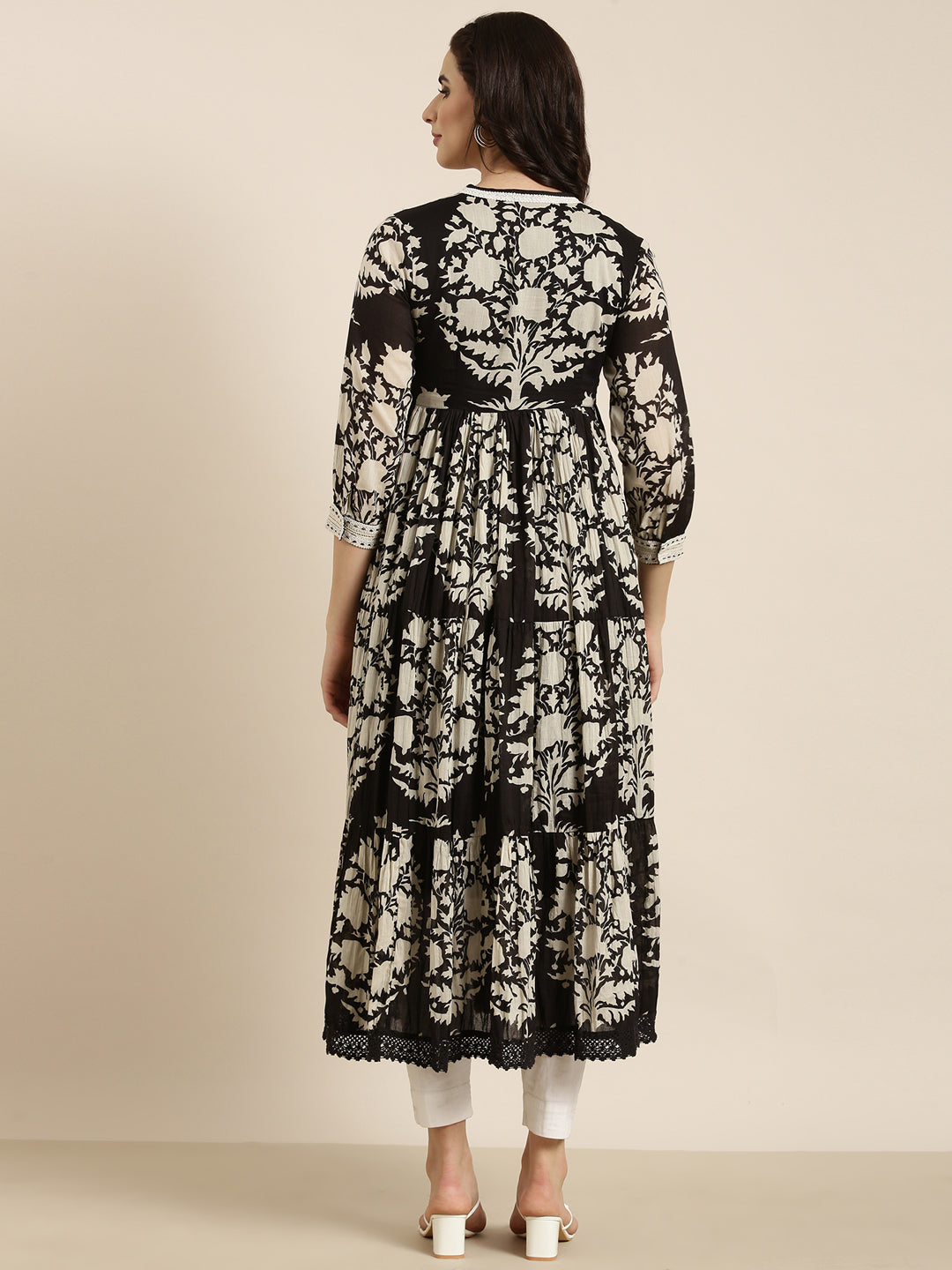 Women Anarkali Black Floral Kurta