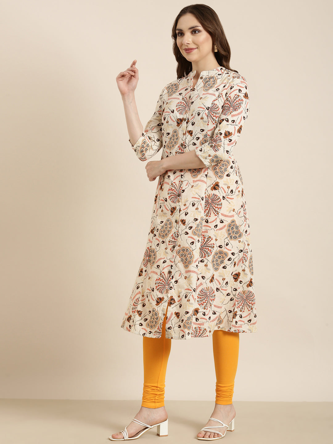 Women A-Line Cream Floral Kurta