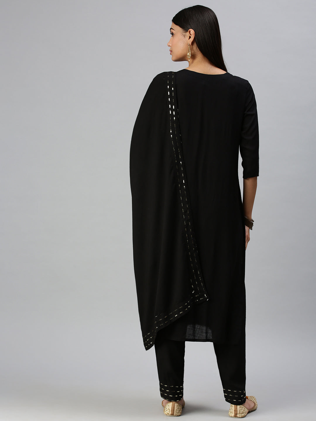 Women's Black Embroidered Kurta Sets