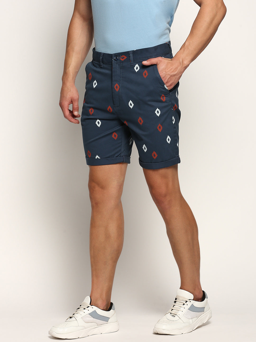 Men Teal Geometrical Shorts