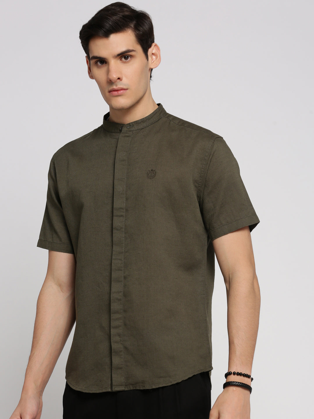 Men Olive Mandarin Collar Solid Shirt