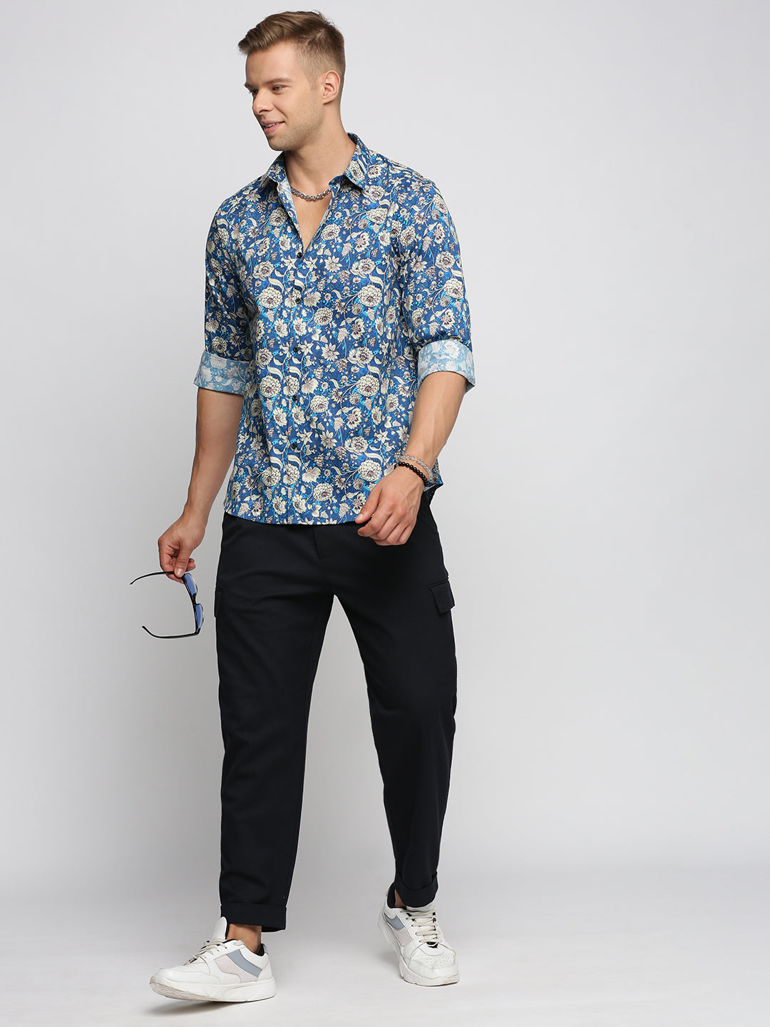 Men Blue Spread Collar Floral Shirt