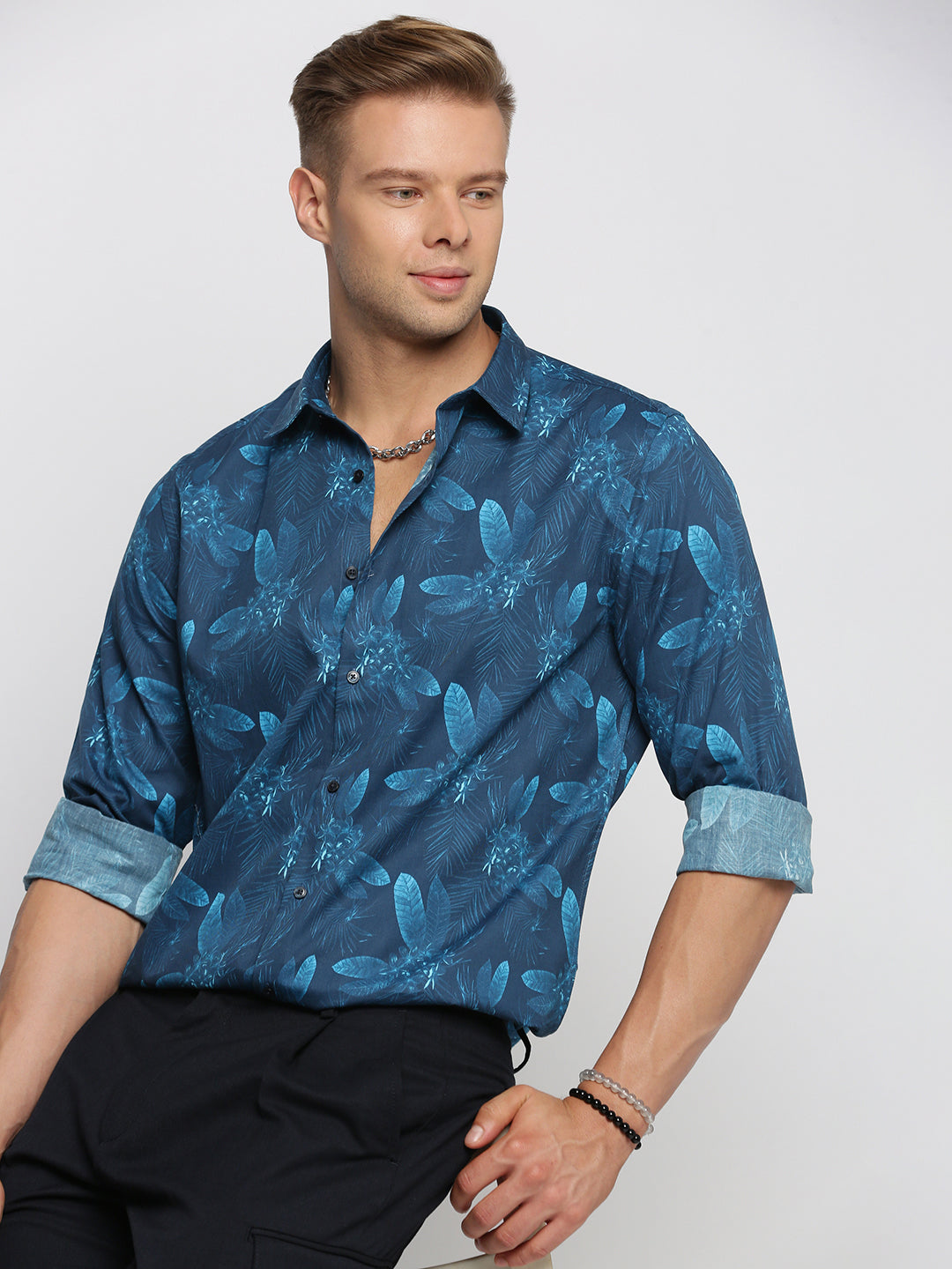 Men Blue Spread Collar Floral Shirt