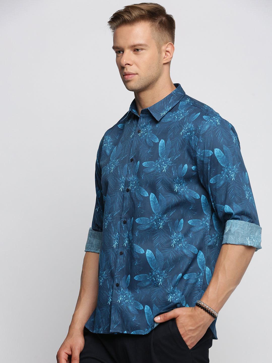 Men Blue Spread Collar Floral Shirt