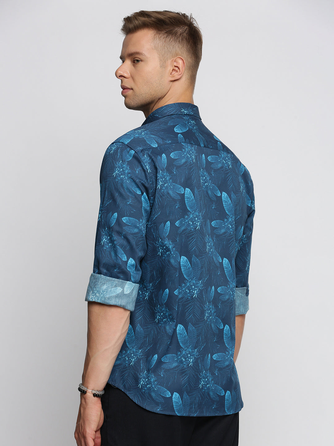 Men Blue Spread Collar Floral Shirt