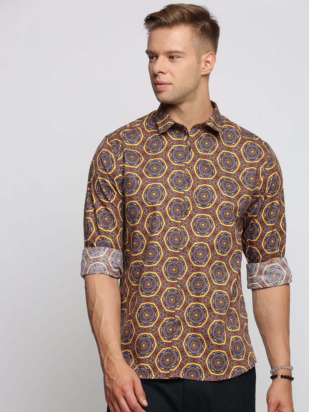 Men Brown Spread Collar Geometric Shirt