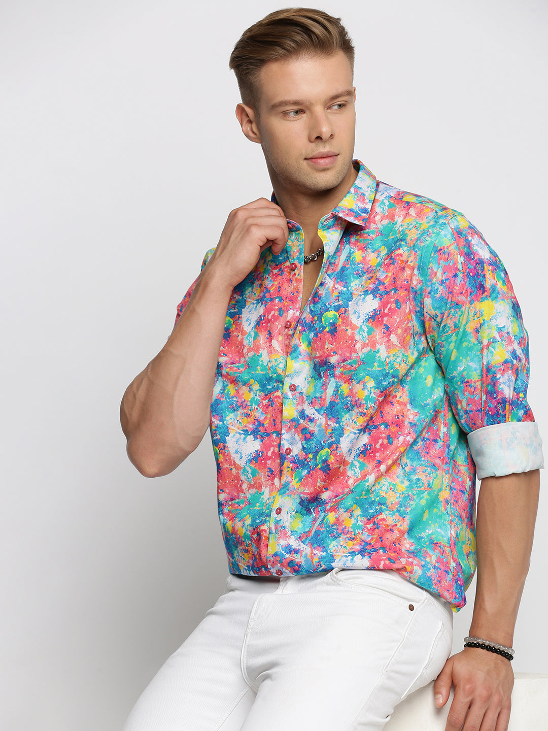 Men Blue Spread Collar Abstract Shirt