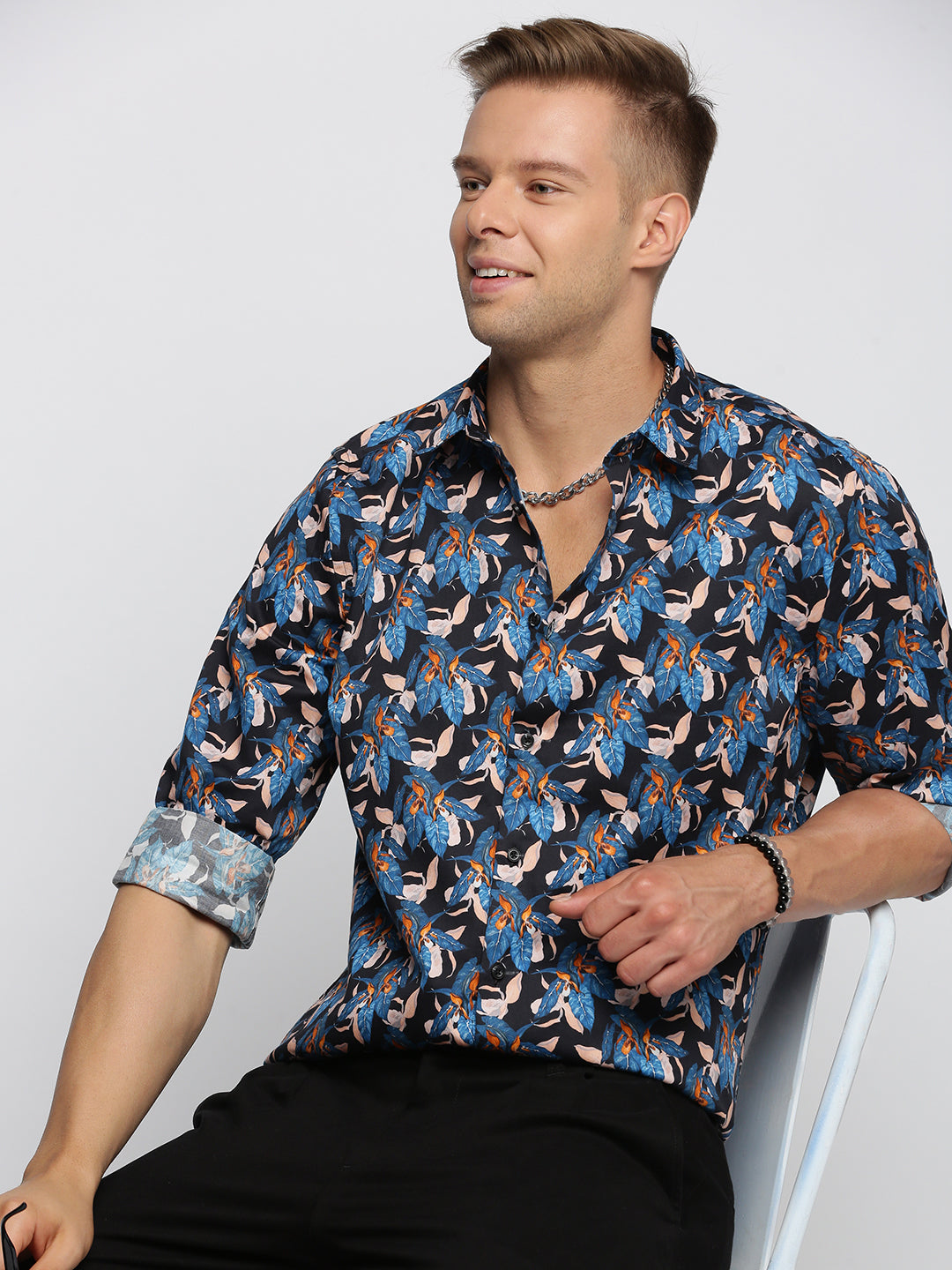 Men Blue Spread Collar Floral Shirt