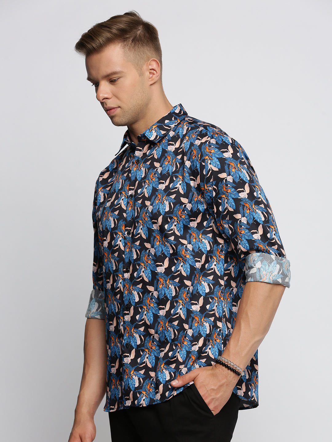 Men Blue Spread Collar Floral Shirt