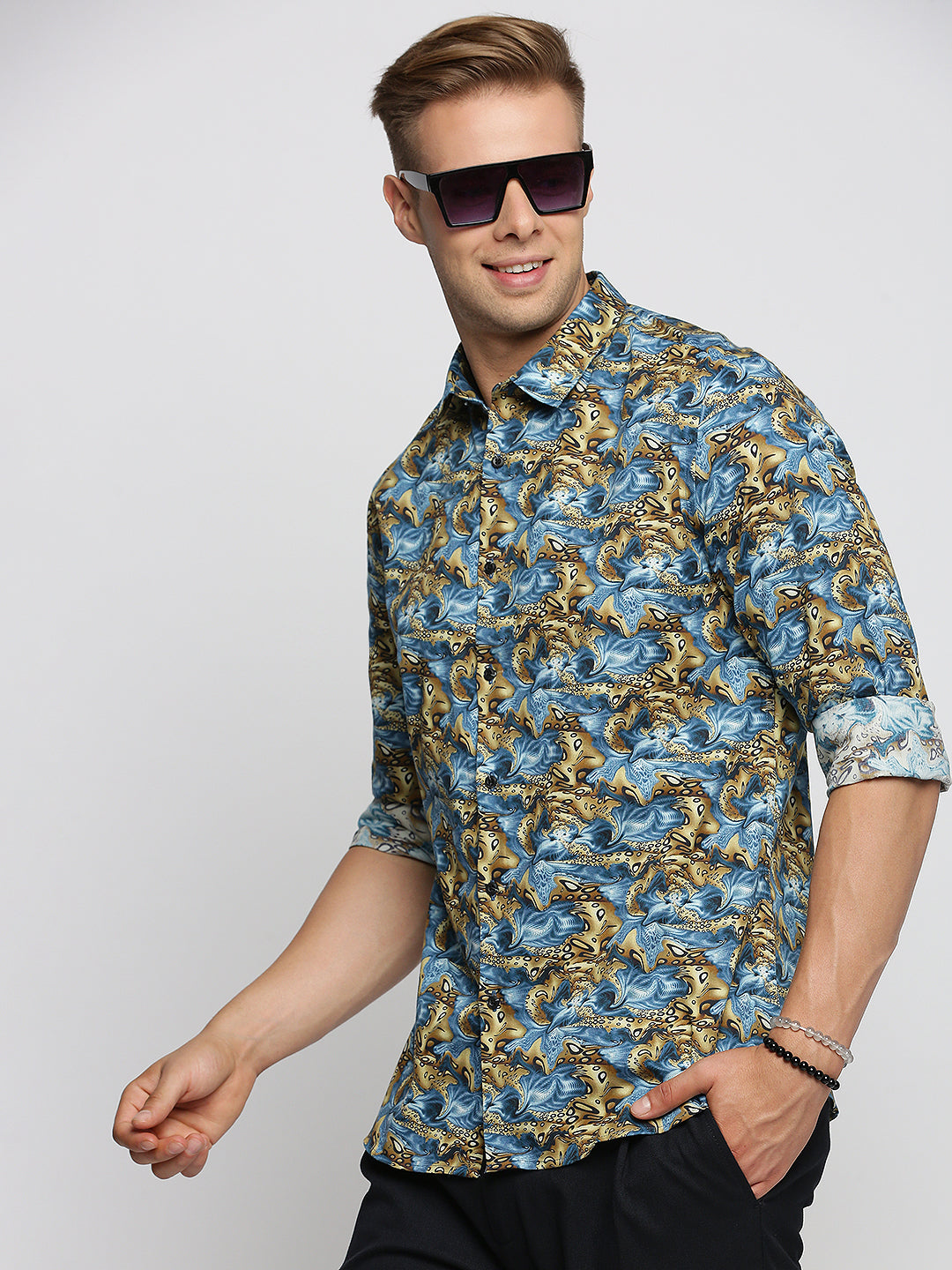 Men Blue Spread Collar Abstract Shirt