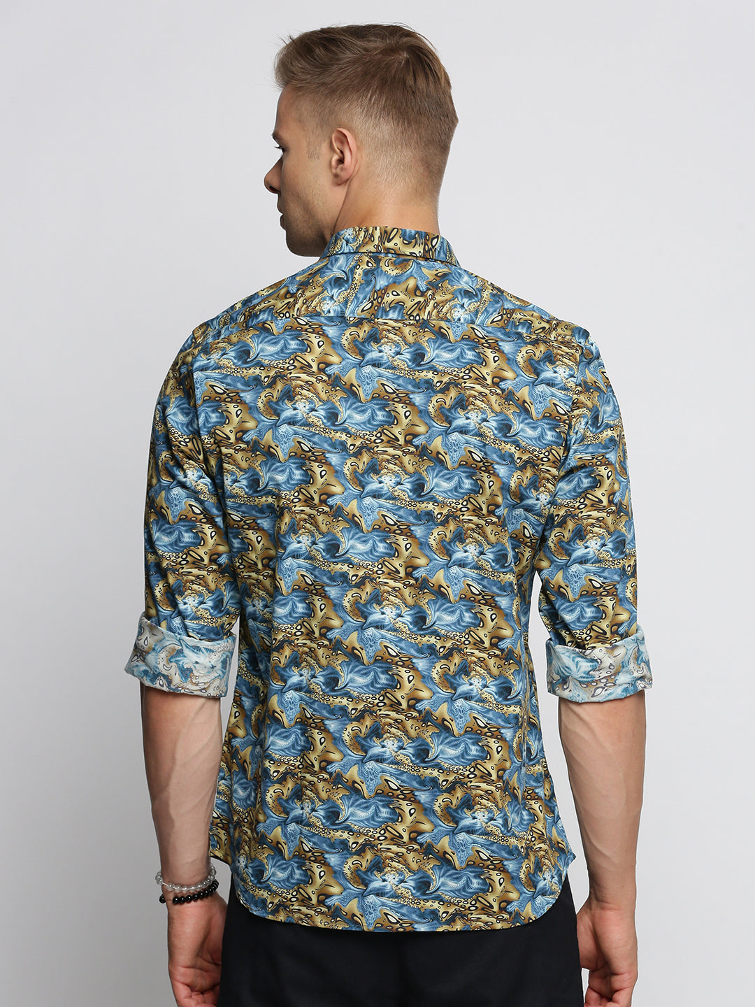 Men Blue Spread Collar Abstract Shirt