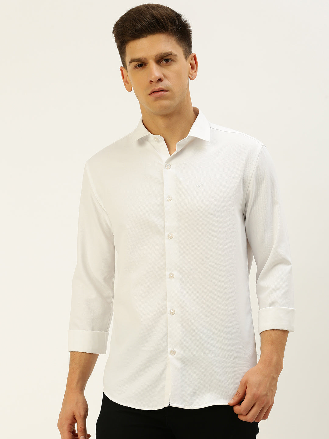 Men White Solid Casual Shirt