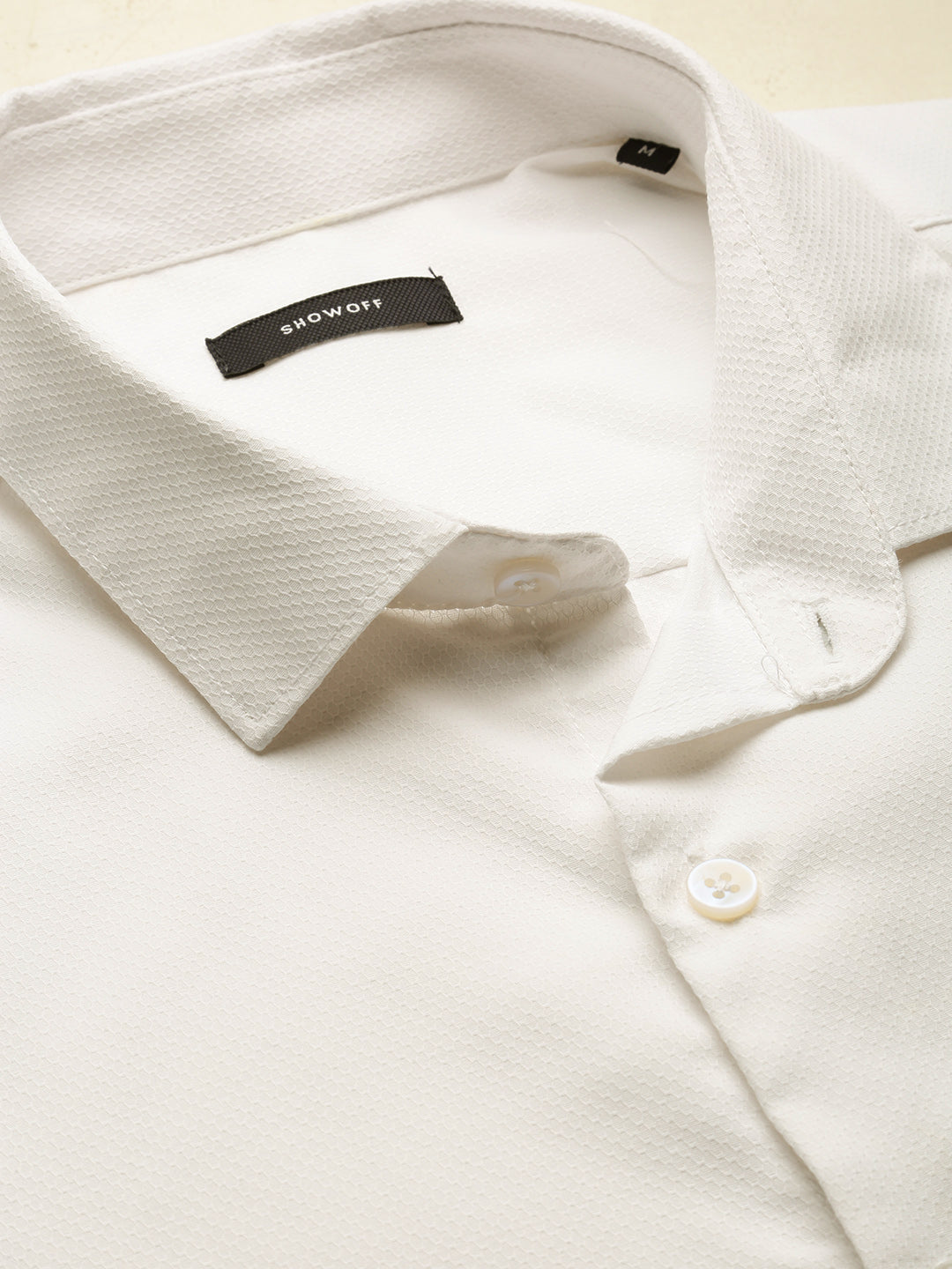 Men White Solid Casual Shirt