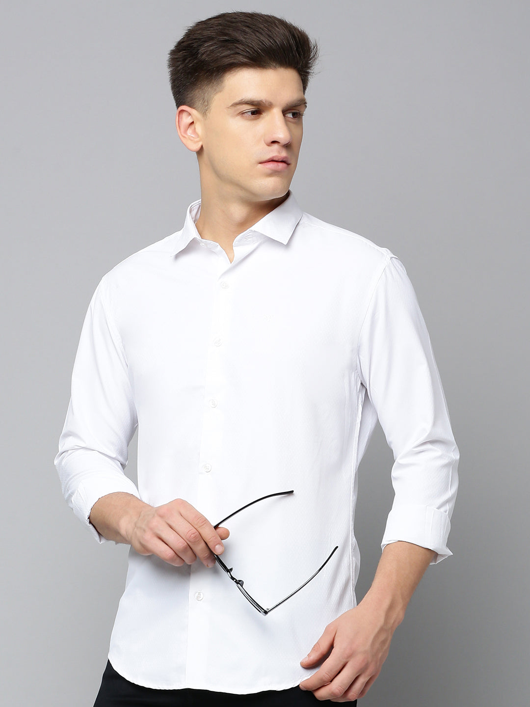 Men White Solid Casual Shirt