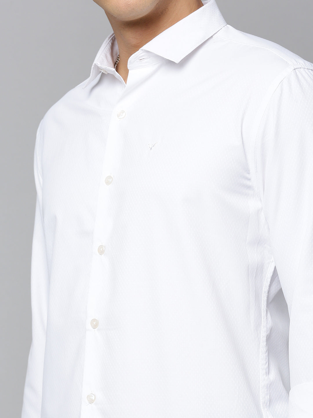 Men White Solid Casual Shirt