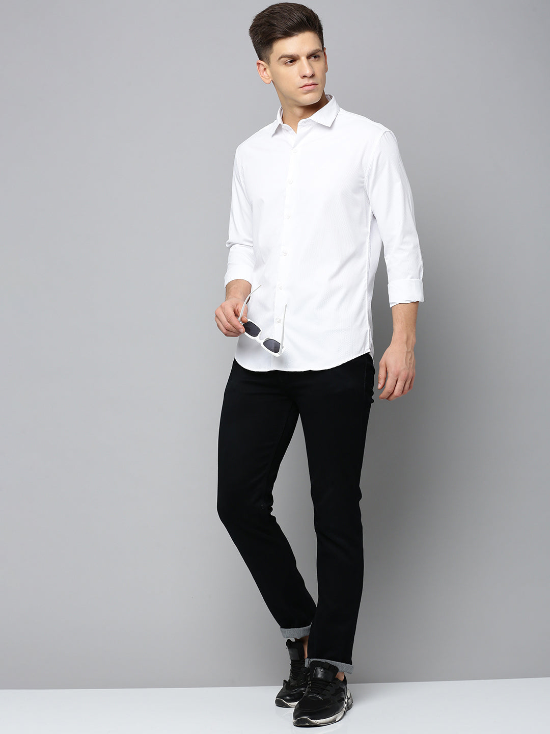 Men White Solid Casual Shirt