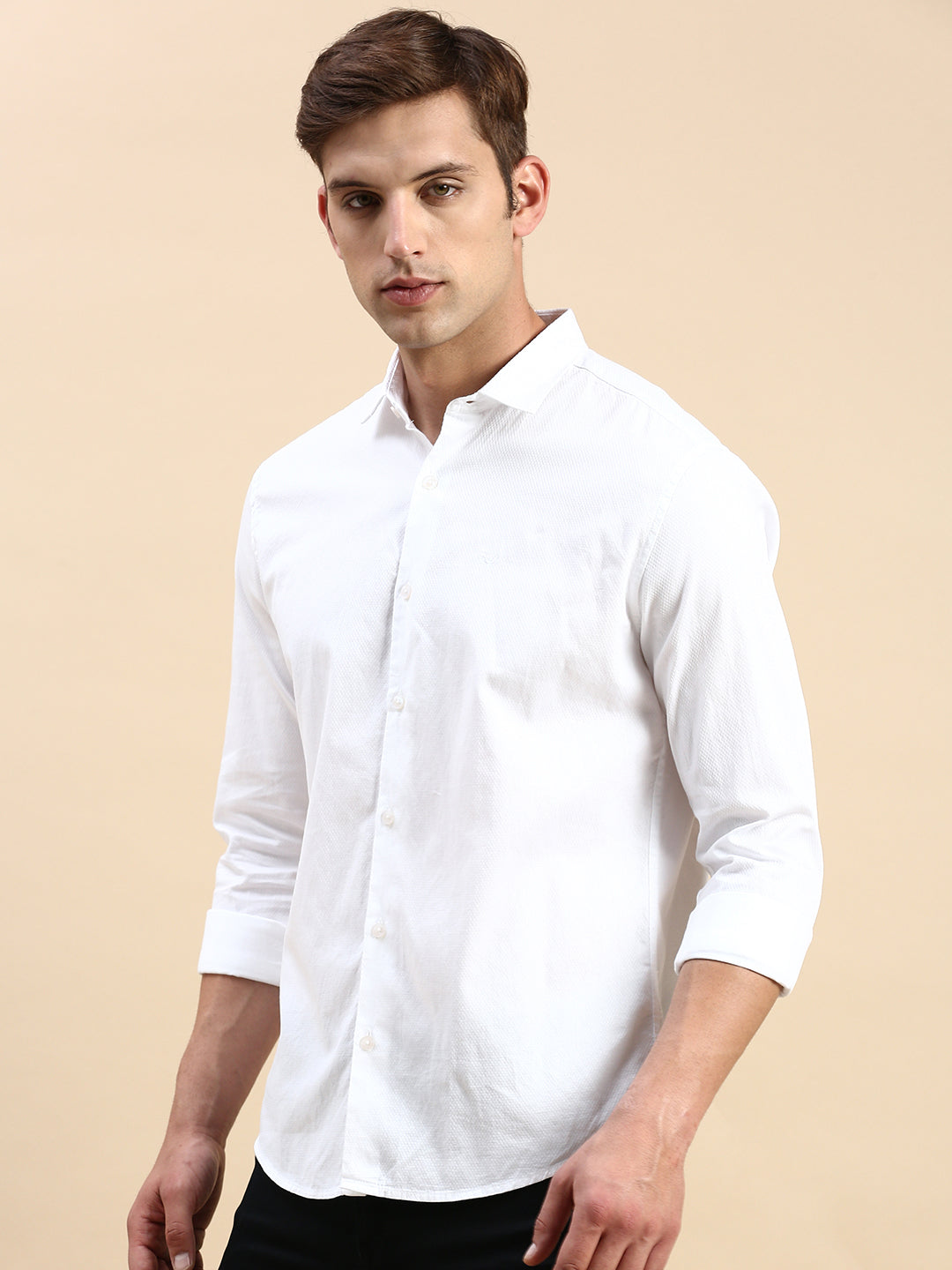 Men White Solid Casual Shirt