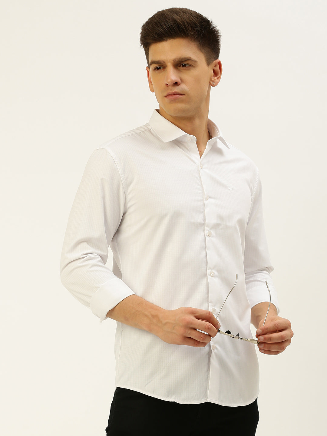 Men White Solid Casual Shirt