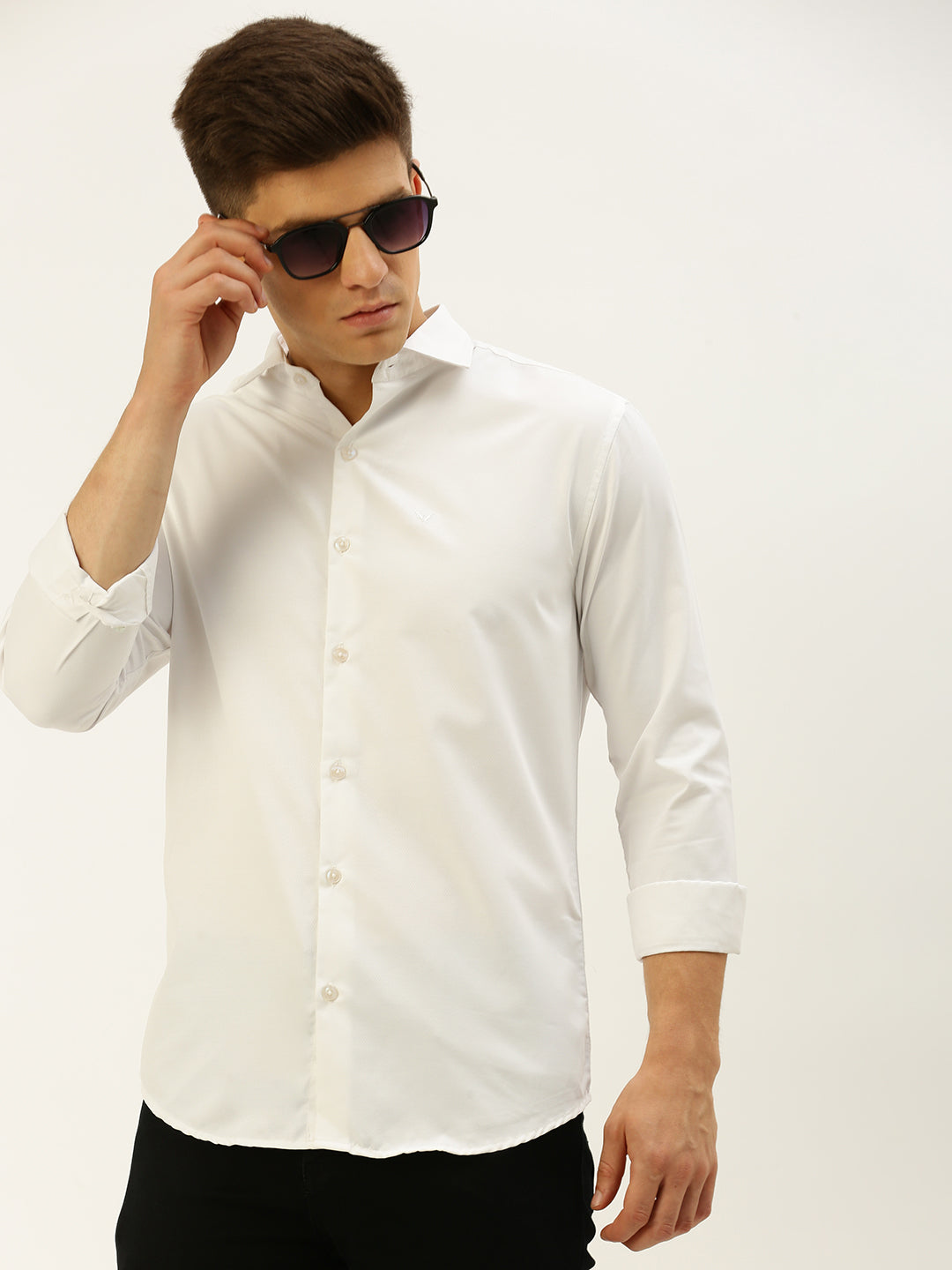 Men White Solid Casual Shirt