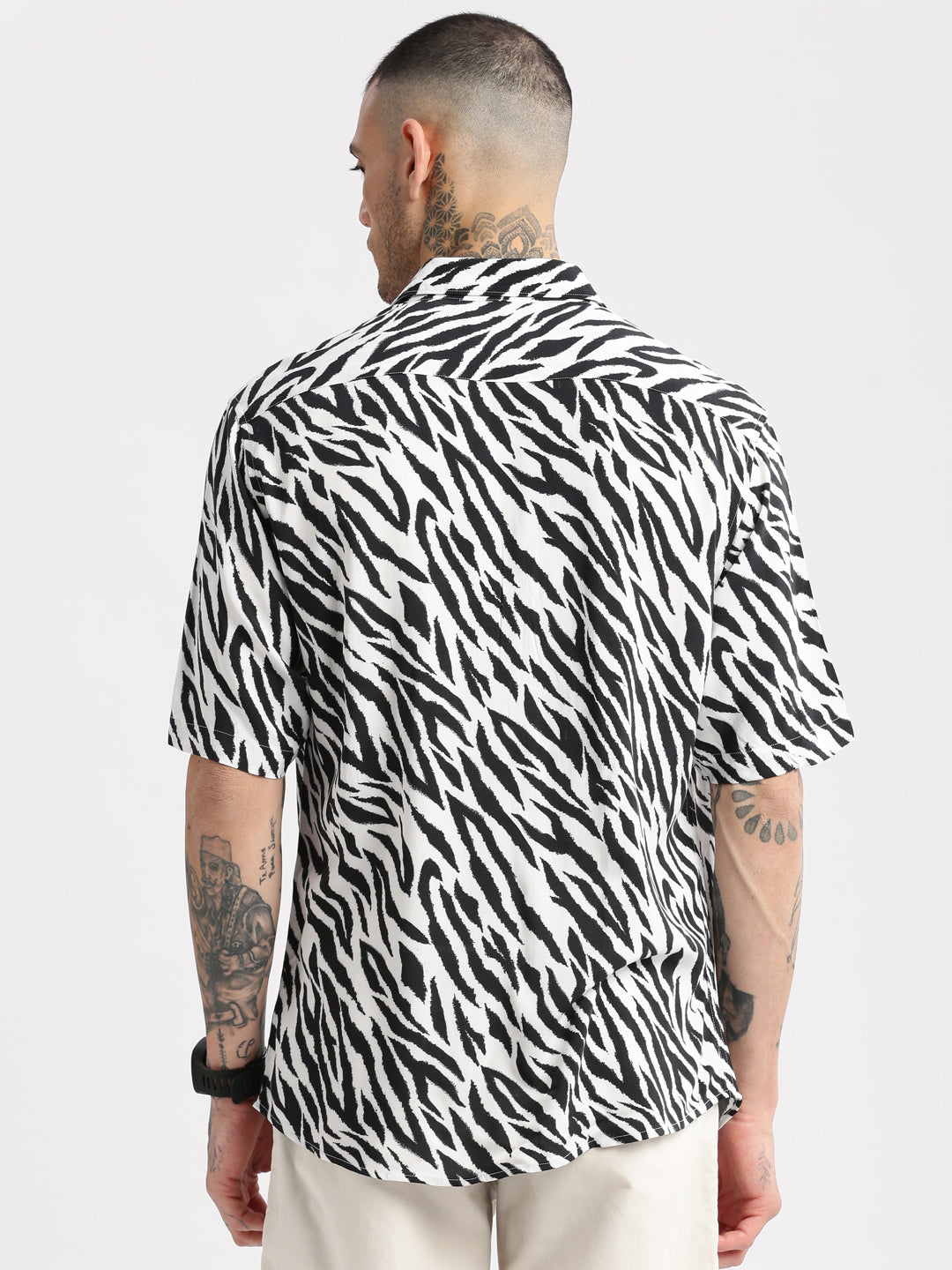 Men's White Smart Slim Fit Abstract Printed Cotton Shirt