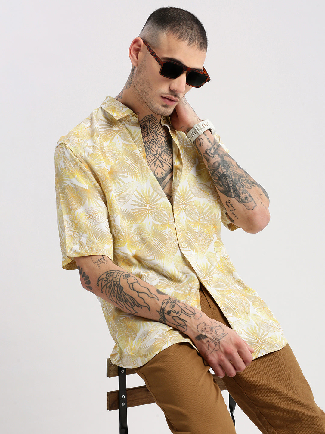 Men's Yellow Smart Slim Fit Floral Printed Cotton Casual Shirt